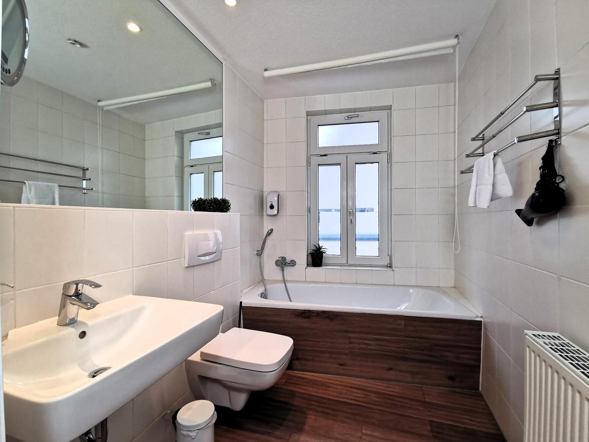 Bohnapartments Am Anger - Zentrum - Vollausstattung - Wlan 에르푸르트 외부 사진
